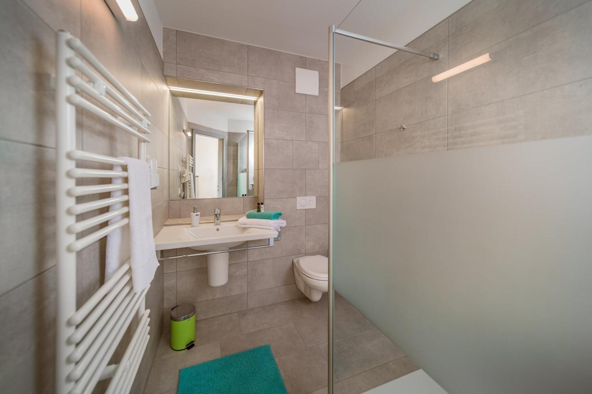 פרייברג Elly Hostel חדר תמונה